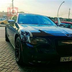 کرایسلەر 300